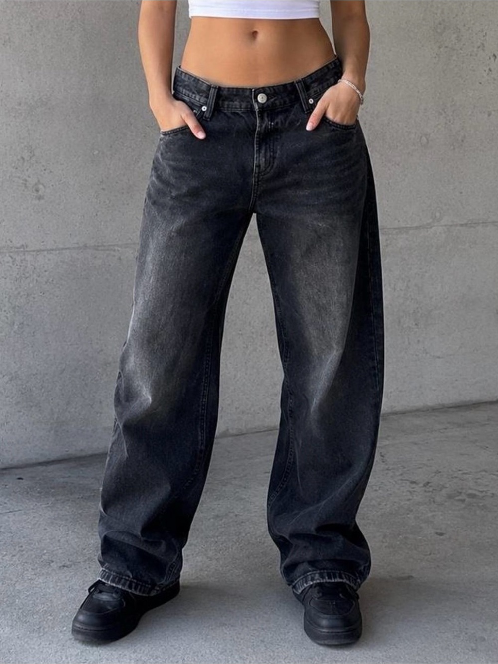 Like New, Refuge Denim Skater Rigid Low-Rise Women’s Jeans, Blue Vintage, Sz 0